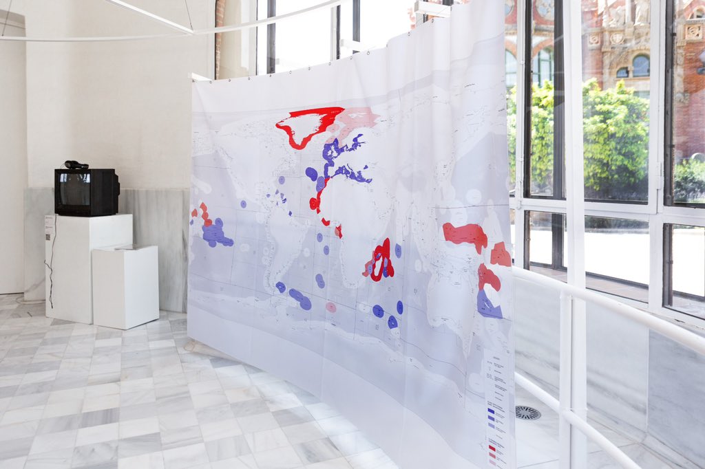 quoartis's tweet image. “Partnerships” is an artistic investigation by artist duo #FRAUD into the management of maritime spaces🌊 currently shown in our exhibition “A Sea on Edge” taking place at @santpaubcn until April 30th

#ASeaChange

@kontejnerorg 
@MOMusMuseums 
@NeMeOrg 
@europe_creative