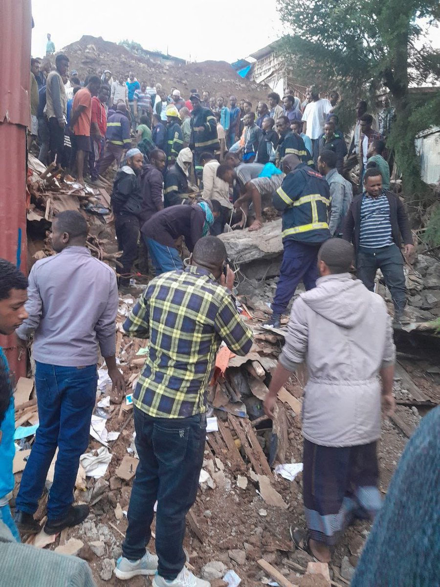 #Ethiopia: Seven people killed after a residential building collapsed in #Addis_Abeba Seven people were killed when a residential building collapsed in the capital Addis Abeba, Addis Kifle Ketema (sub-district) Woreda 12, in the specific place called Tero Mosque. State media