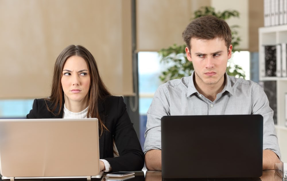 MemeirosM's tweet image. Chefe Manda Funcionária Para Casa Porque Os Mamilos Salientes Distraíam Colegas De Trabalho memeiros.com/2024/04/chefe-… #Chefe #ColegasDeTrabalho #Distracção #Funcionária #Insólitos