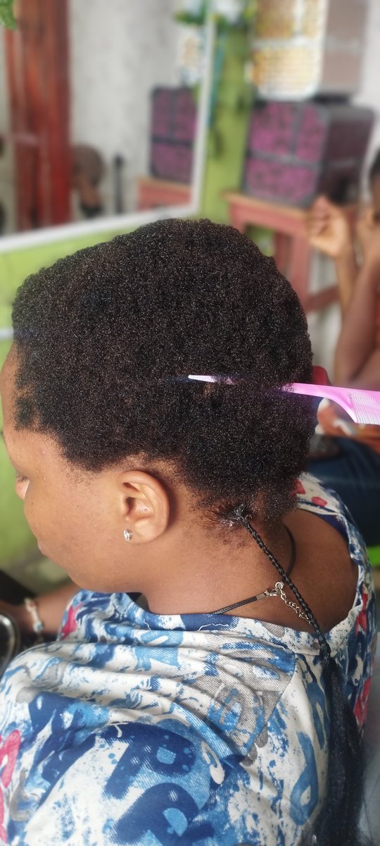 carolinegl93132's tweet image. Beautiful before Nd after of This pretty lady🤝❤️
#braidbyme #explorepage #knotlessbraid