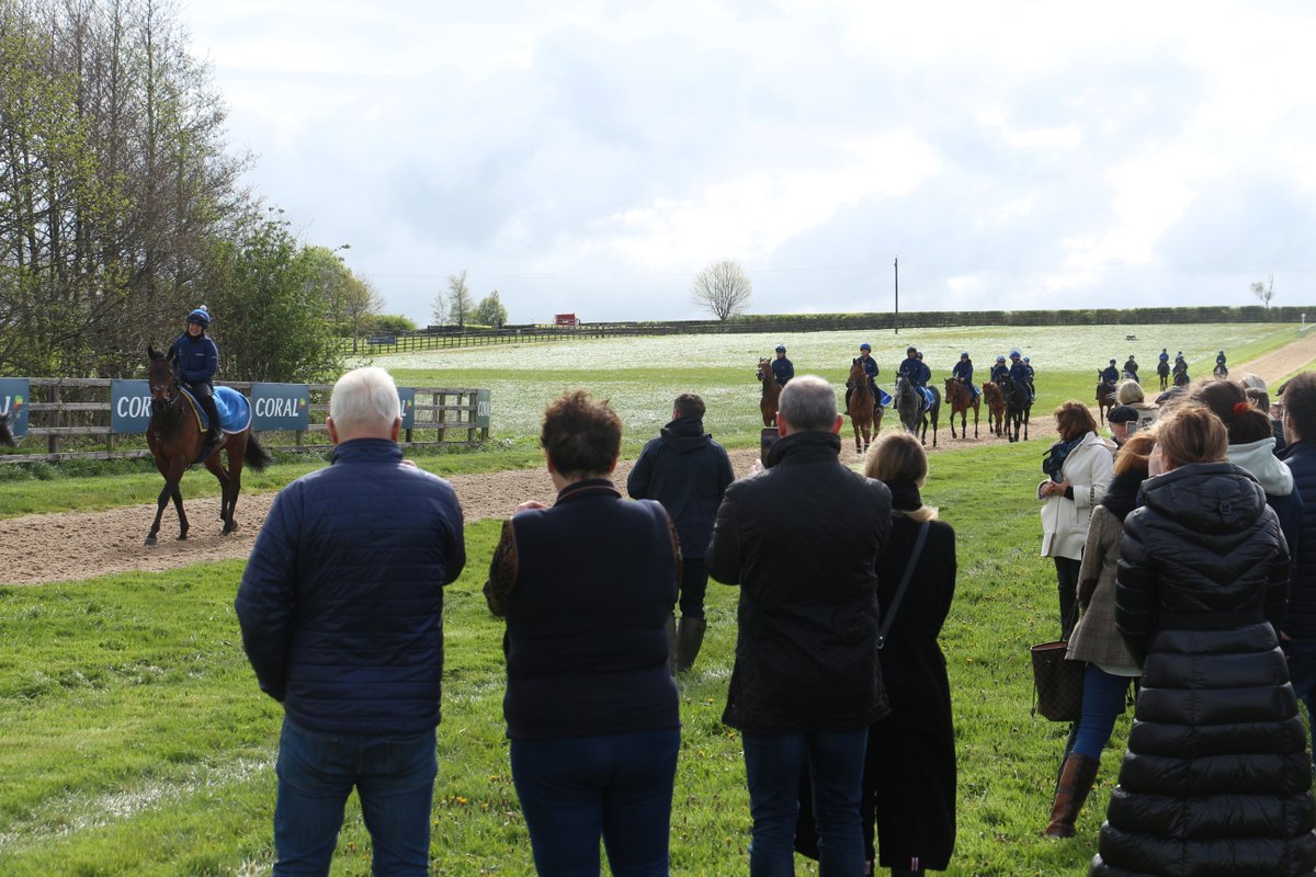 📅 Last week we hosted @ITCTravel at Manor House Stables. The group were given a tour of the yard by Michael & Hugo, before taking part in a Q+A session. @Coral @HM3Legal @nafuk #TeamMHS