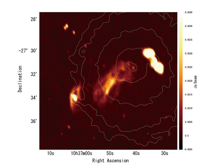 talius's tweet photo. Inexplicable #Flying #Fox found in #Hydra #Galaxy #Cluster 

High sensitivity radio observations have discovered a cloud of #magnetized #plasma in the Hydra galaxy cluster. The odd location and shape of this plasma defy all conventional explanations... https://t.co/ANOddm88YY https://t.co/mfEV4pNqYP