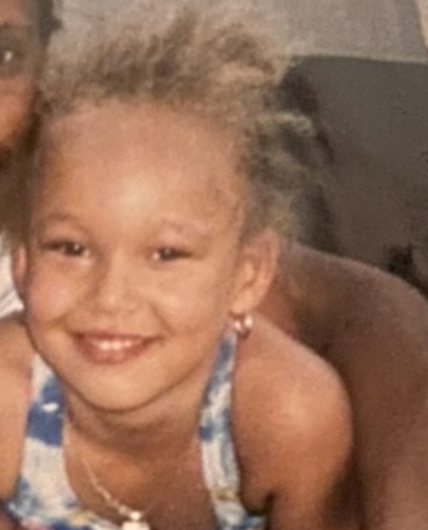 aikodiamoni's tweet photo. Baby me🤭 in my favorite bathing suit😂 https://t.co/44n59JUwkK