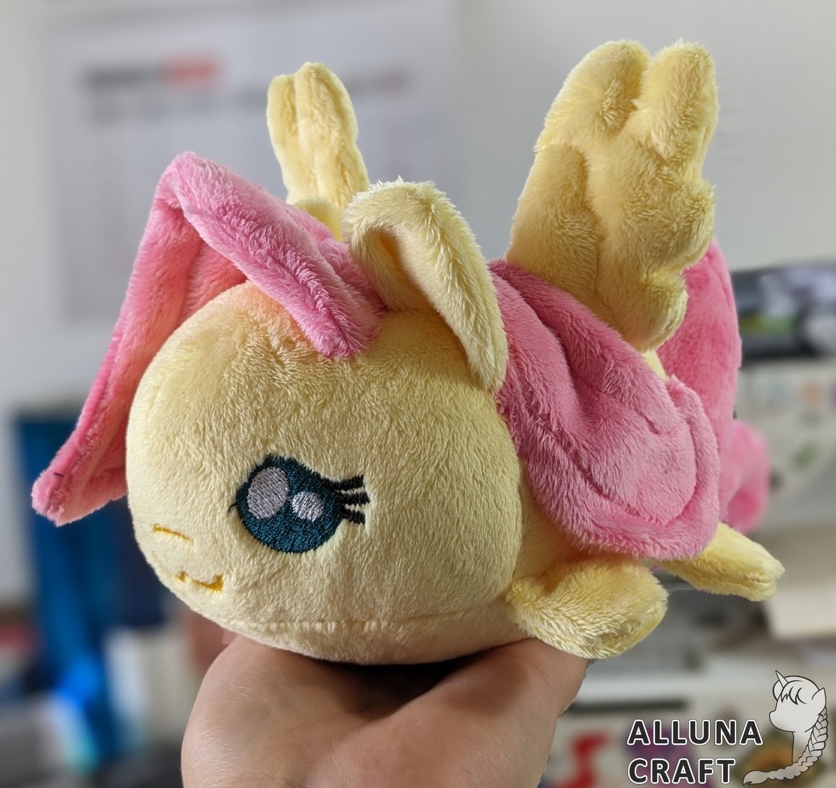 Derpy Hooves and Fluttershy (loaf version) for sale ^^
~15cm long 
Price for each $60 + shipping 20$
Payment via  PayPal.    
#mlp #mlpplush #pony #ponyplush #plushtoy  #plushie #cutie #mylittlepony #handmade #plush #MLP #MLPFiM #Brony #DerpyHooves #Fluttershy