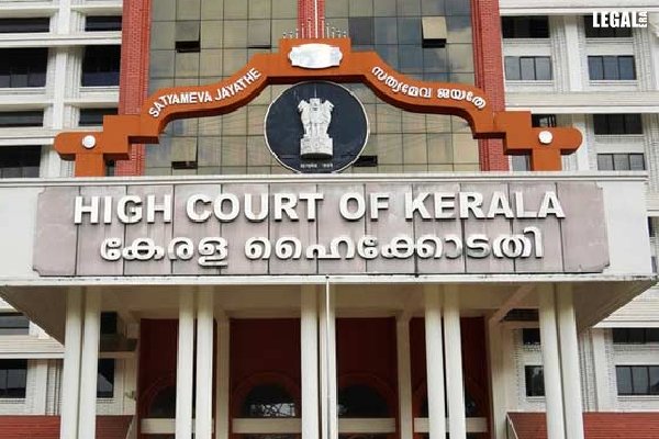 Kerala High Court Bars Loan Recovery Under SARFAESI Act After Civil Suit
.
Link to read full News : legaleraonline.com/from-the-court…
.
#KeralaHighCourt #SecuritisationAct #StateBankofTravancore #LegalEra #LoanRecoveryDispute #SARFAESIAct #DebtRecoveryTribunal #LegalNews