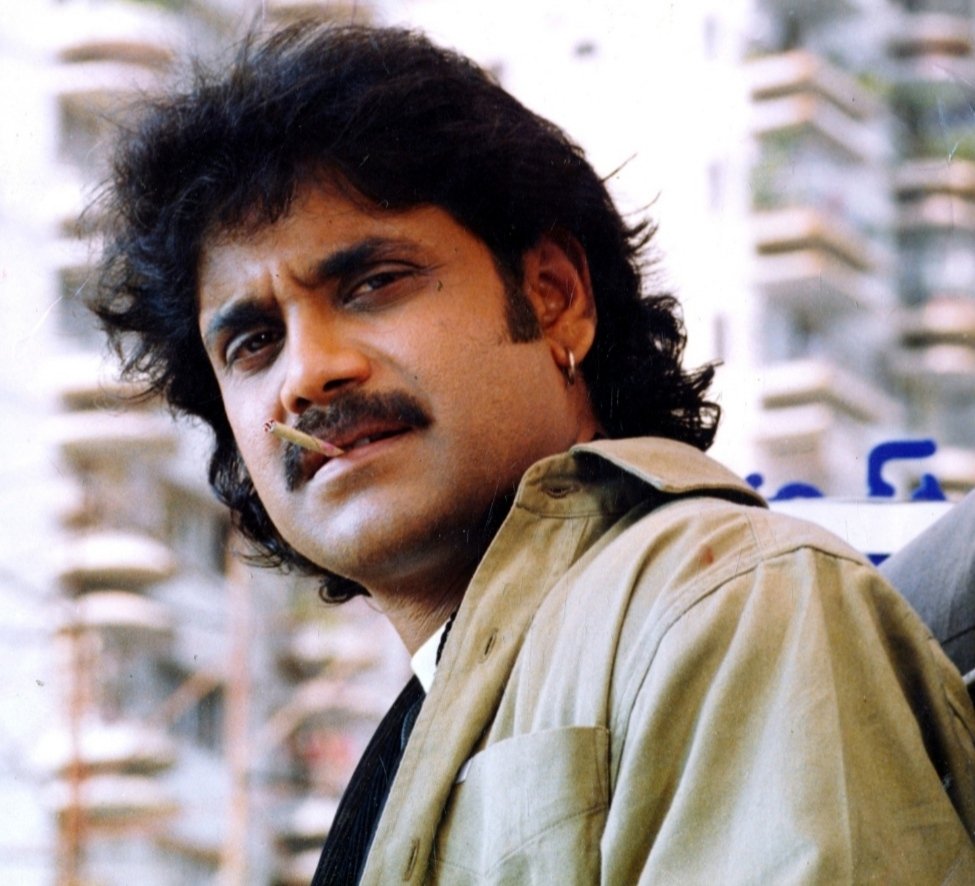 NarendraPosa1's tweet photo. #26YearsForAutodriver Demigod King @iamnagarjuna Style And Swag π₯ https://t.co/Zs3Mi7Tpcf
