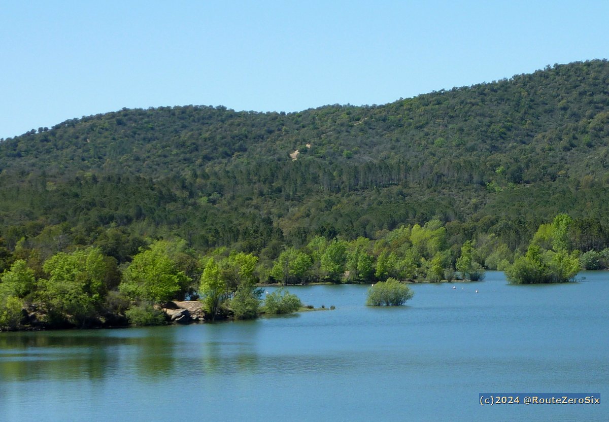 Le lac de Saint-Cassien est bien rempli et il nous le fait savoir ❤️

#SaintCassien #PaysdeFayence #Fayence #LeVar #CotedAzurFrance #Provence #BaladeSympa #meteo #barrage