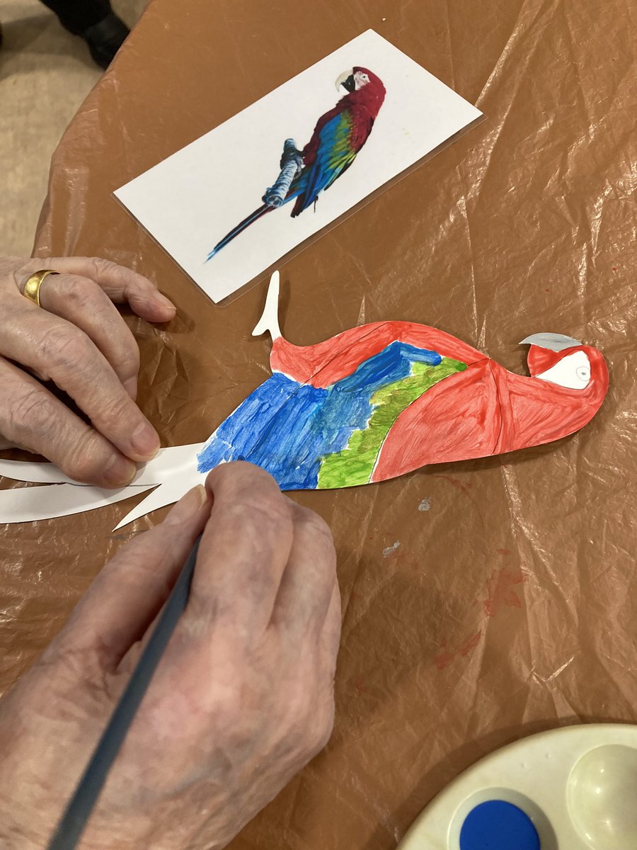 west_mojo's tweet photo. A stunning start to our #cincodemayo #festival inspired artwork by the talented artists of #TΕ·Porth @HallmarkCare #porthrct Beautiful vibrant workππ
@Artsincarehomes @creativemojo
#KeepingResidentsActive #artactivities #wellbeing
#LivingLaterLifeWell #CareHomeActivities https://t.co/xdUEAAxTaW