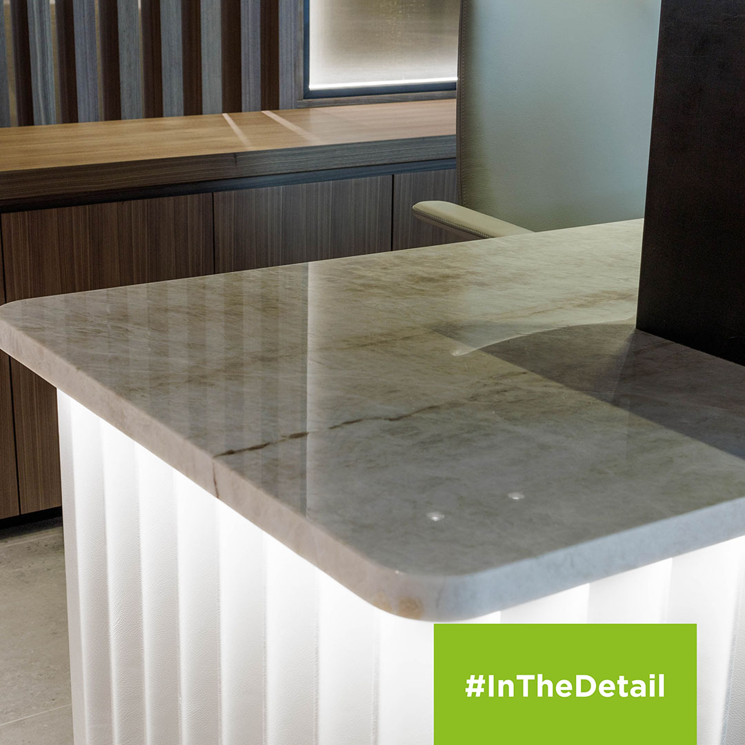 Cre8Joinery's tweet photo. A reception area makes a great first impression and this bespoke reception desk was built and designed all befitting of the exceptional nature of the building. #IntheDetail
#ReceptionArea #BespokeDesign #OfficeInteriors https://t.co/zdJuIlxEYJ