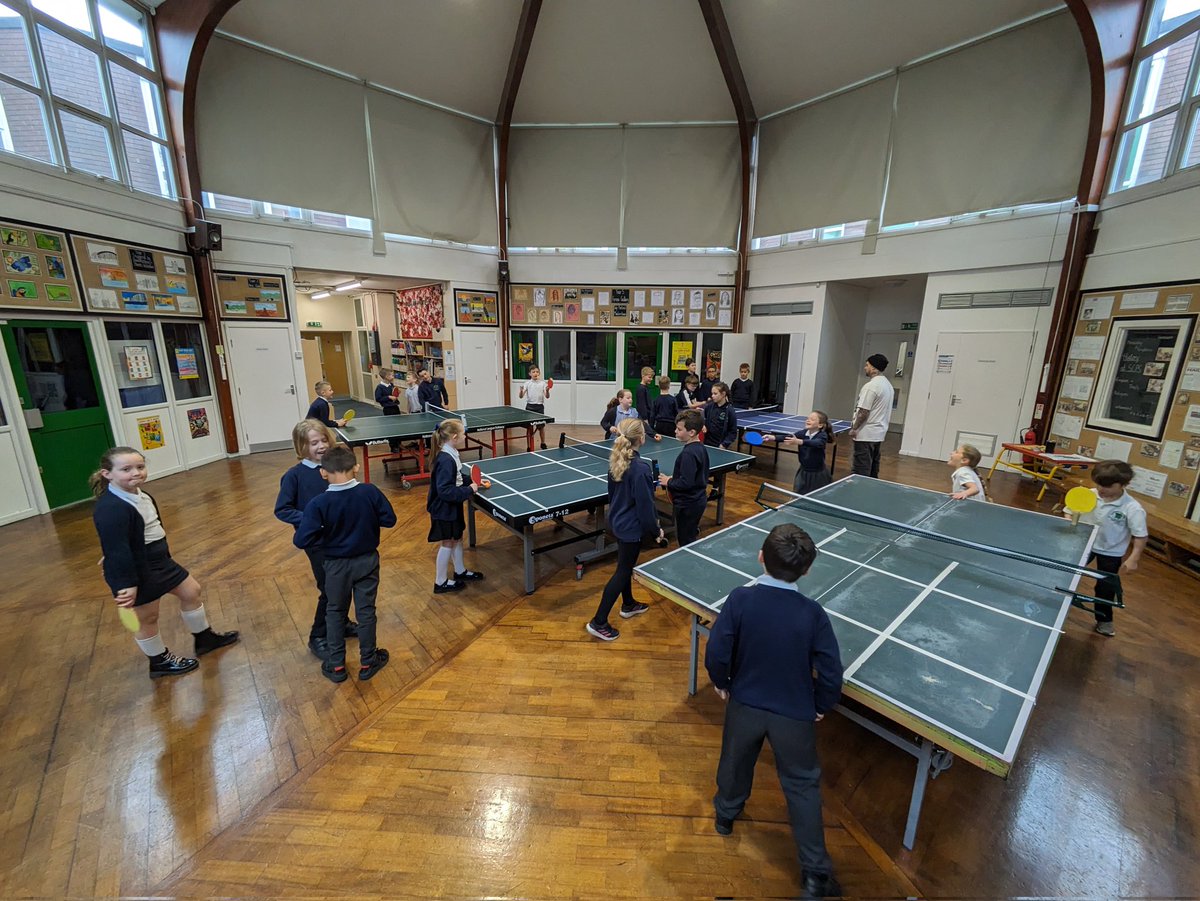 SpringCottagePS's tweet image. The Table Tennis Club was packed yesterday morning. It was a fantastic turn out from our Year 3s, 4s and 5s and a great way to start the day! #SpringCottageSports