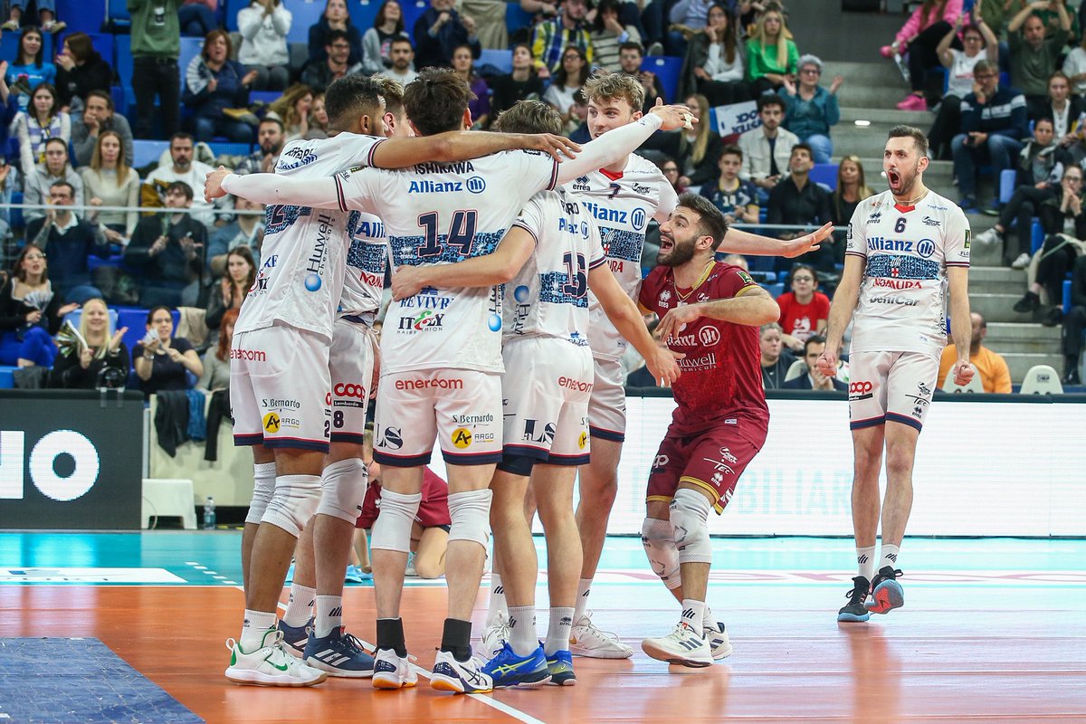 #SuperLega🇮🇹 || İtalya'da 3.lük mücadelesinde 3. maç bugün oynanıyor.

🆚Trentino - Milano
⏰21.30
📺VBTV
❕Seride durum 1-1