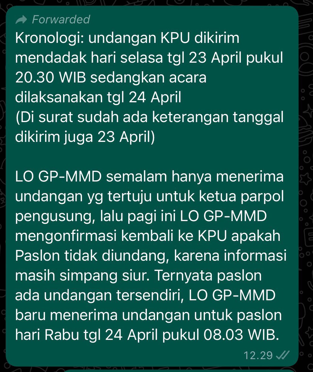 Klarifikasi Ganjar-Mahfud tidak hadir dalam rapat pleno penetapan Prabowo-Gibran sebagai Presiden-Wapres terpilih di Kantor KPU RI, Jakarta Pusat, Rabu (24/4/2024). Ganjar mengatakan, dirinya tak hadir karena tak menerima undangan dari KPU hingga Selasa (23/4/2024) malam.…