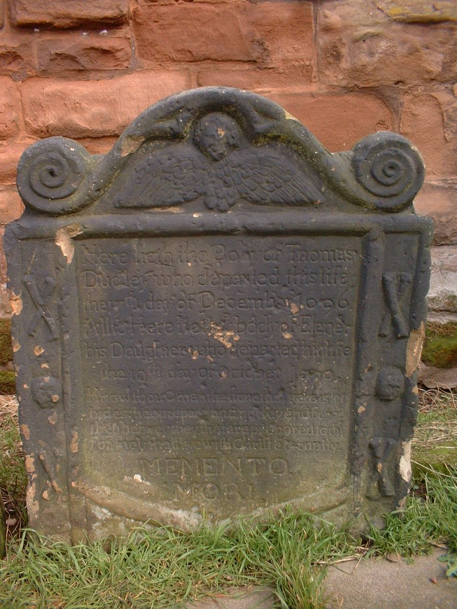 West Bromwich 'Old Church' - More 'now and then' gravestone pics... @wildseawitch Absolutely love the 'bony' details!❤️❤️🙏