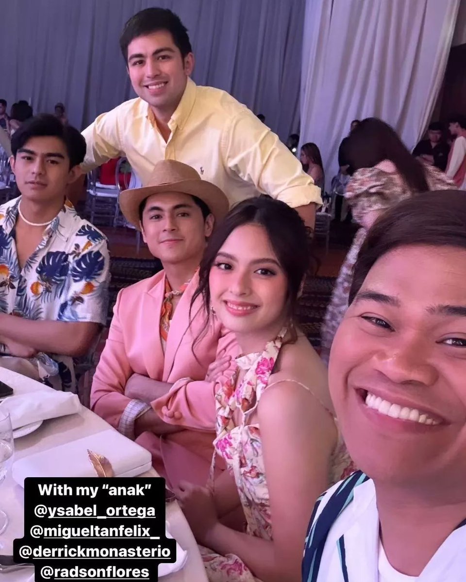 More Pics ng YsaGuel Love Team during their Special Event of @sofiapablo 18th Birthday Debut Party
😀💖👸🤴👫🎬🎞🎂
@YsaOrtega_ @MiguelTanfelix_
Credits to the Owner: @michaelfoz 
#YsabelOrtega 
#MiguelTanfelix 
#Ysabelsters 
#BirthdayParty 
#BondingMoments 
#YsaGuel 
#LoveTeam