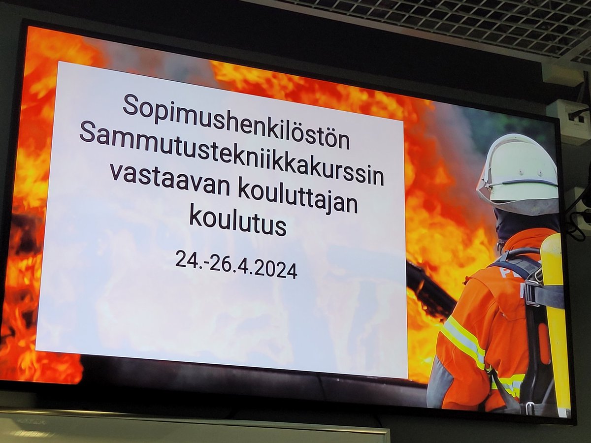 Tällä viikolla @Pelastusopisto kouluttaa.