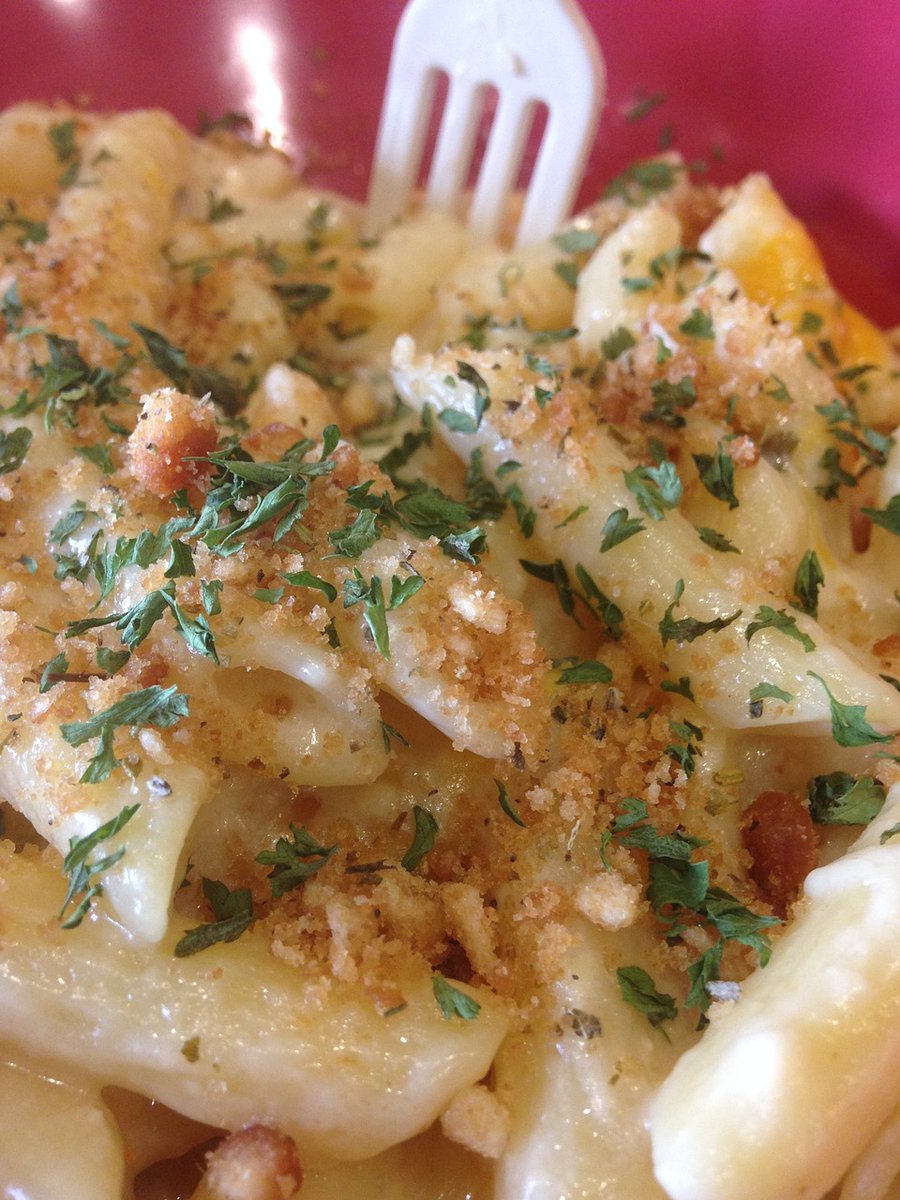 peterschmankerl's tweet photo. Rezepte von Peter Opa: "Mac and Cheese: Käsig, cremig, einfach göttlich! ... https://t.co/imCmxkKjN5 #MacAndCheese #Käsig #Cremig #Genuss https://t.co/U7f0XSVooy