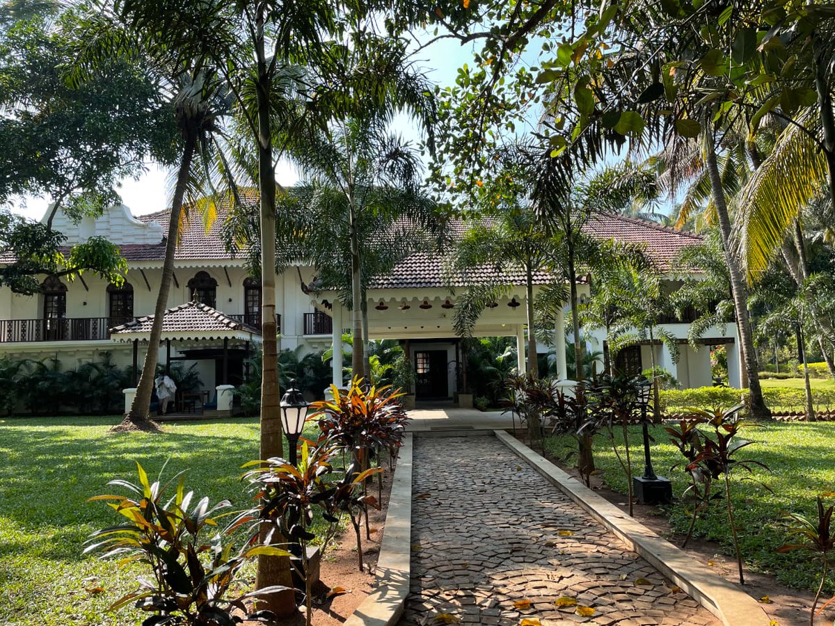 axdinair's tweet photo. Be welcomed at the ancestral property of the most prominent freedom fighter Dr T.B.Cunha a father of the Goan Nationalism. Experience the 353-year-old history which is well nestled in capturing nature.
.
📍@thepostcardcuelim
. 
. 
. 
#atthepostcard #atthepostcardhotel #travelgram https://t.co/EpJo4YPQcv
