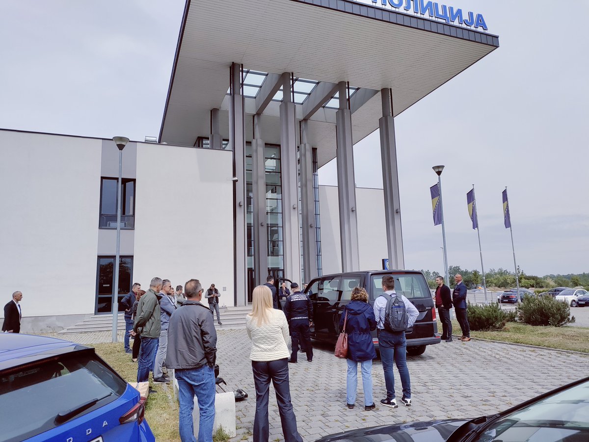 25 customs & police officials from BiH LEAs increase their illegal SALW trade investigative skills in 3rd joint exercise under #UNDPBIH project #LEAD in #Brčko with participation of BiH Prosecutor’s Office. #2024Roadmap With the support of 🇩🇪 🇸🇪 🇳🇱 🇫🇷 🇬🇧🇳🇴🇪🇺