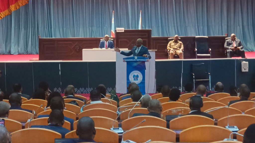 afrikarabia's tweet image. #RDC Suite à une #primaire inédite, @VitalKamerhe1 a été désigné candidat de l'Union sacrée à la #présidence de l'@AssembleeNatRDC. "Les résultats ont confirmé que AA/UNC est la deuxième force du pays et Vital Kamerhe va être le président de l'Assemblée nationale" a indiqué
