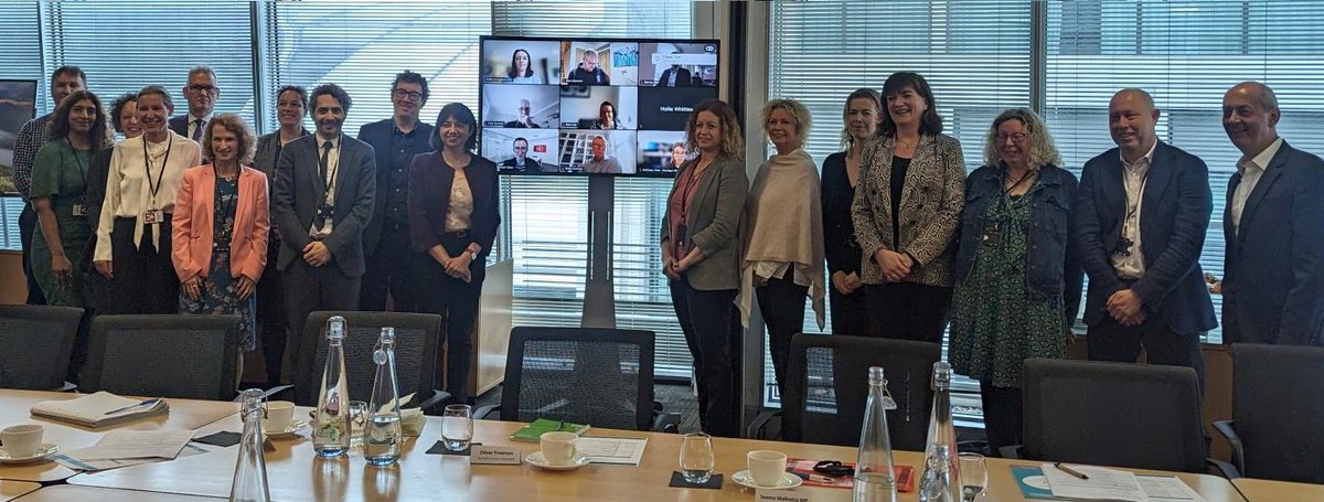 Great to bring leading companies and business orgs together yesterday to meet Shadow Skills Minister @SeemaMalhotra1. Discussing the need to build skills and boost work experience.