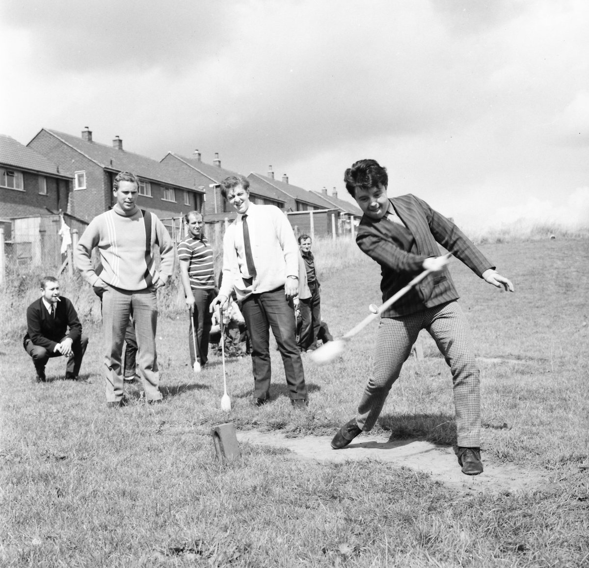 #SportingArchives Does anyone remember playing nipsy? Or the similar game Knur and Spell? A sport regularly played by mining communities and referred to as 'poor man's golf' #Archive30