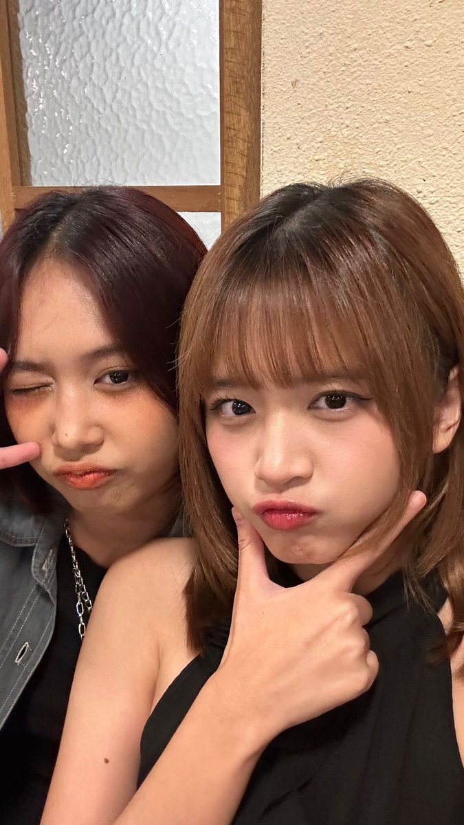 akusesukaku's tweet photo. Yaya yeye💗💗 https://t.co/0oOwla2YVt