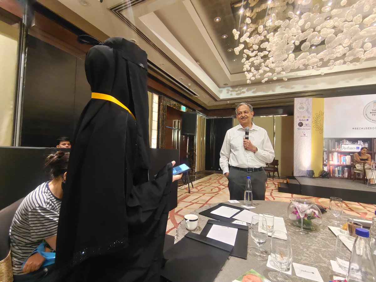 Bloomsbury India (@bloomsburyindia) on Twitter photo <a href="/Preeti_TSS/">Preeti Chaturvedi</a> Dr. Shiv Sarin interacted with the audience and addressed their health concerns.
<a href="/Preeti_TSS/">Preeti Chaturvedi</a> <a href="/Preeti_TSS/">Preeti Chaturvedi</a> Dr. Shiv Sarin interacted with the audience and addressed their health concerns.
<a href="/Preeti_TSS/">Preeti Chaturvedi</a>