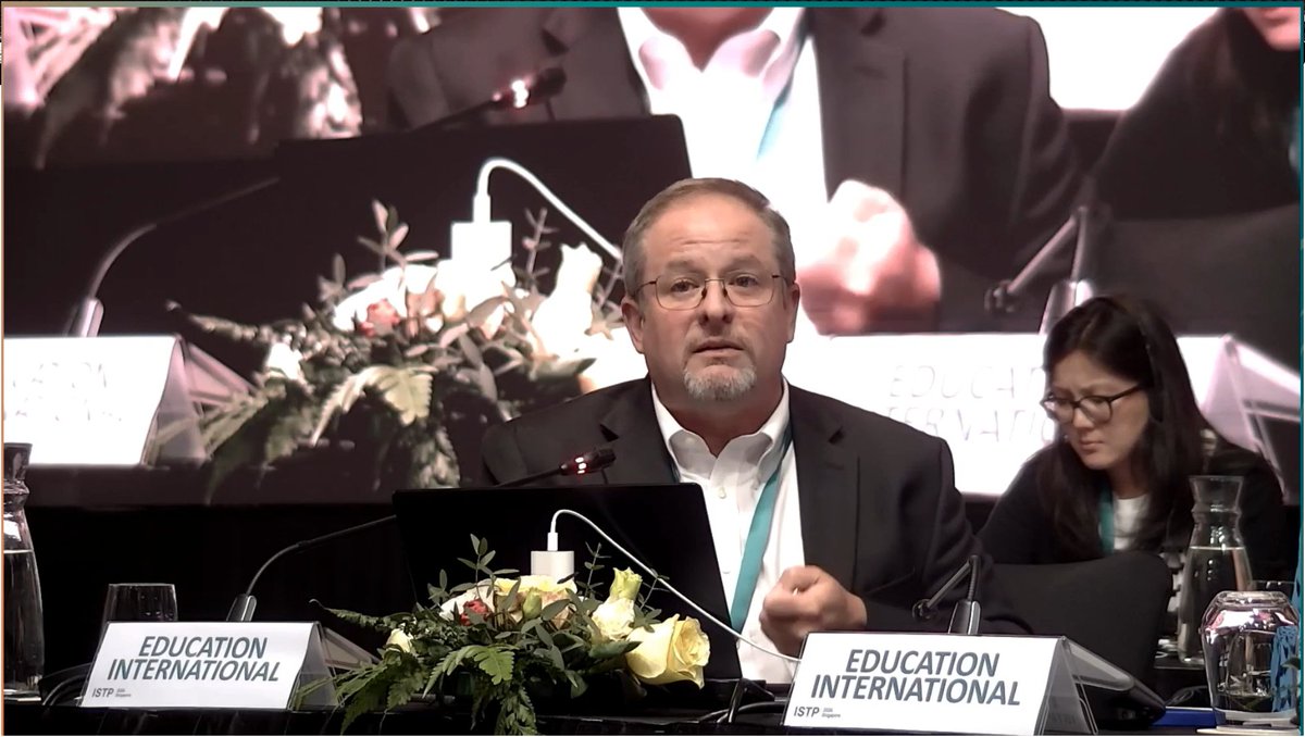 Wrapping up #ISTP2024, EI's General Secretary David Edwards emphasizes the need for teacher collaboration on critical issues like AI in education and climate change.
He highlights the challenge: overworked educators struggle to find time for these vital partnerships.