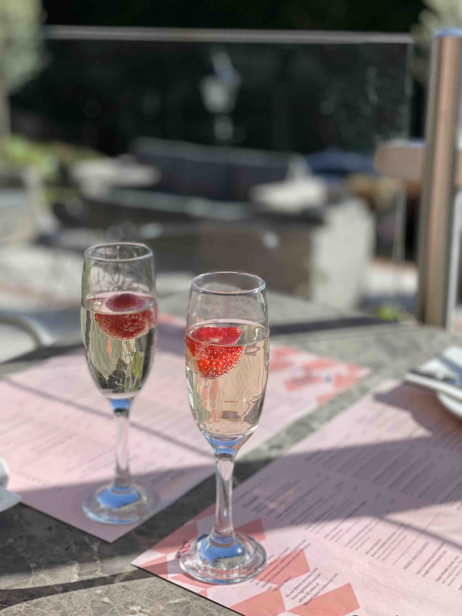 Cheers to cocktails, bubbles &amp; dining 
al fresco on our sun-kissed terrace this week 🤞🍹🌞 

#SunTerraceDining #Cocktails #AlFresco

Reserve your table ~ ow.ly/JiTY50RkLZ8