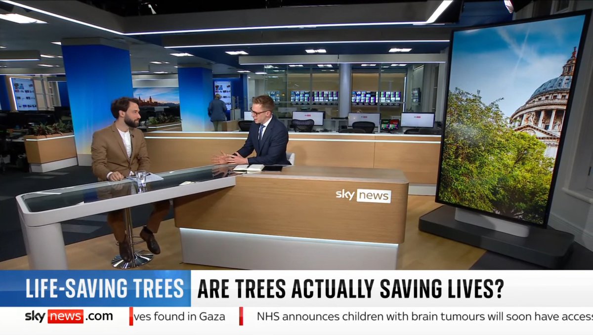 Thanks <a href="/SkyNews/">Sky News</a> and <a href="/GarethBarlow/">Gareth Barlow</a> for having me over this morning to talk about how #trees can protect us from #heat and save our lives in #London.

Our <a href="/IOPPublishing/">IOP Publishing</a> #ERL paper led by @JonathonTaylo10: doi.org/10.1088/1748-9….

Thanks <a href="/uclnews/">UCL News</a> &amp; <a href="/MikeLucibella/">Mike Lucibella</a> for the support.