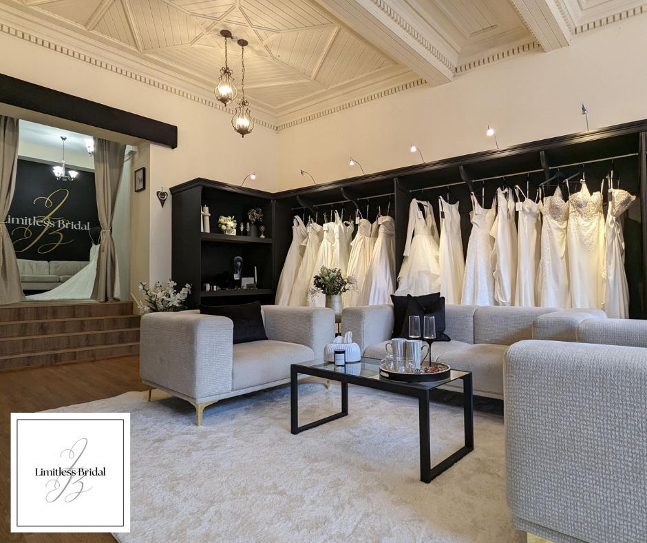 NEW DISCOUNT AVALIABLE👰 Limitless Bridal Boutique are bridal boutique in Dunblane specialising in Bridal wear such as bridal gowns, bridesmaids, junior bridesmaids and flower girl's dresses. Accessories also available. Big savings on your special day 👉 bit.ly/4aC9xpb
