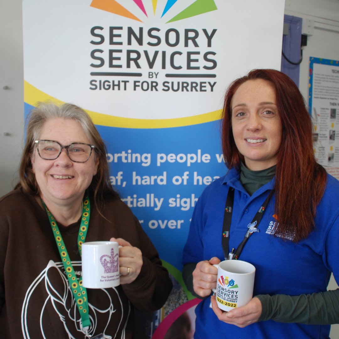 Here's Natalie with an attendee at our Fetcham Meet Up and Catch Up.

Our next event at our Head Office is Tuesday 30th April, Fetcham KT22 9JX. Together we can #EndLoneliness. 

For a list of upcoming times @OxtedLibrary @NewHawLibraryCP visit: 
sightforsurrey.org.uk/events/meet-up… (2/2)