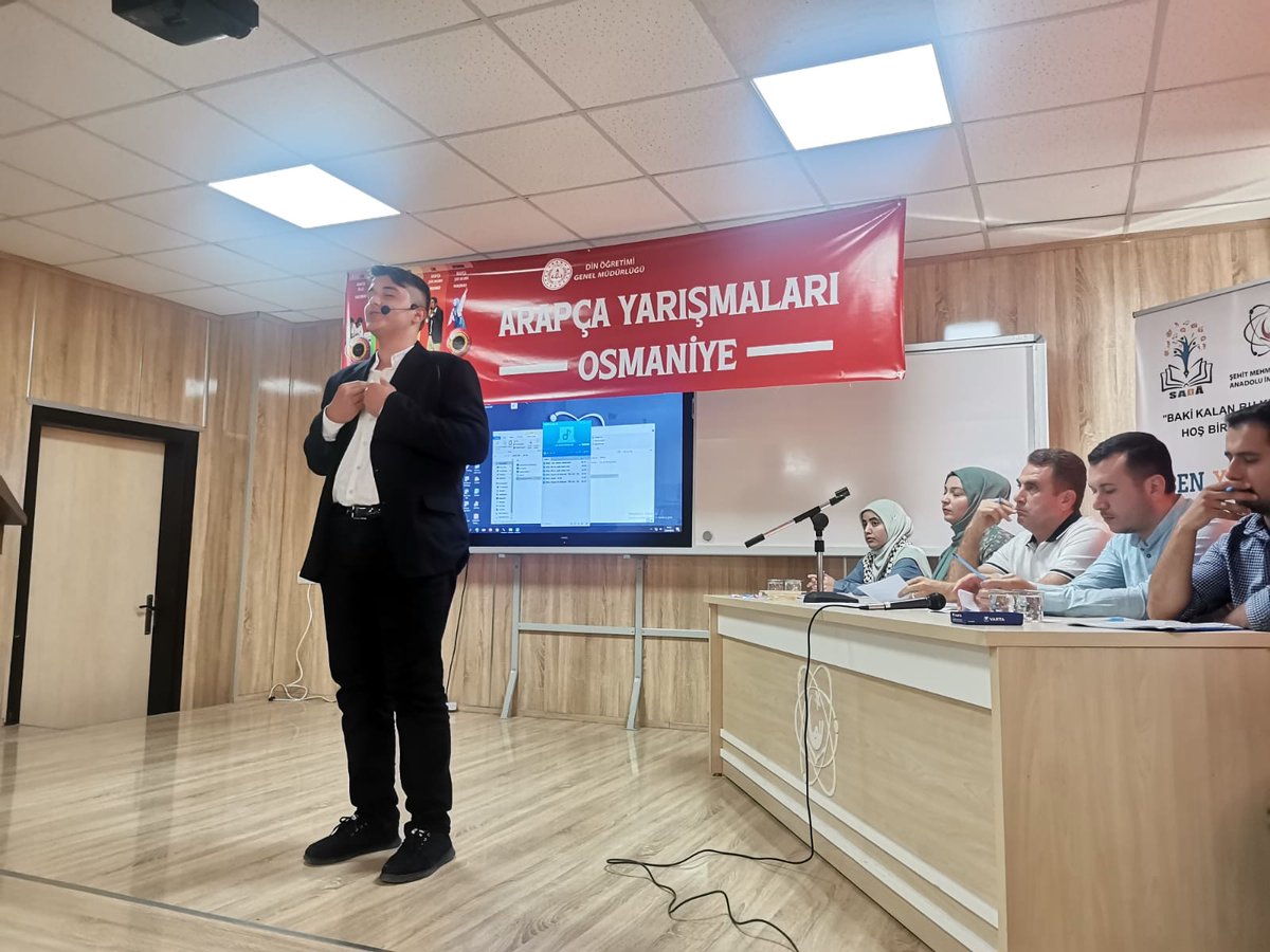 Din Öğretimi Genel Müdürlüğü yarışmaları kapsamında Arapça bilgi ve etkinlik yarışmaları Osmaniye il finali okulumuz salonunda gerçekleştirildi. Arapça şiir okuma yarışması ortaokul ve lise öğrencileri düzeyinde Arapça Çocuk Şarkıları yarışması ortaokul düzeyinde gerçekleşti.