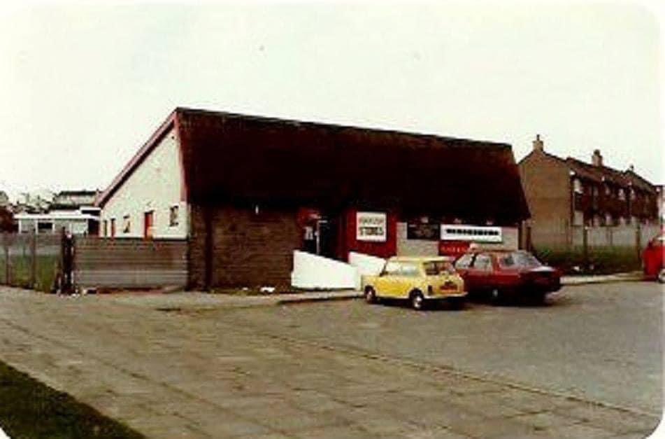 Manx Nostalgia (@manxnostalgia) on Twitter photo Anagh Coar Shop/Post Office 1990.
Via Neil Harrison. Anagh Coar Shop/Post Office 1990.
Via Neil Harrison.