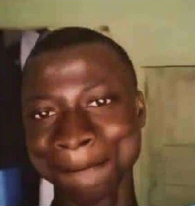 Wait oo nah everybody dey post what are you buying from me today E con be like say I dey play with my life Wetin I dey sell self 🤣