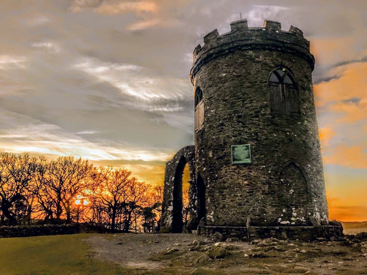 Cragfast's tweet photo. @DailyPicTheme2 Estate worker John #Immortalised by this Folly at the highest point of Bradgate Park #OldJohn
#DailyPictureTheme https://t.co/c91YJALmuJ