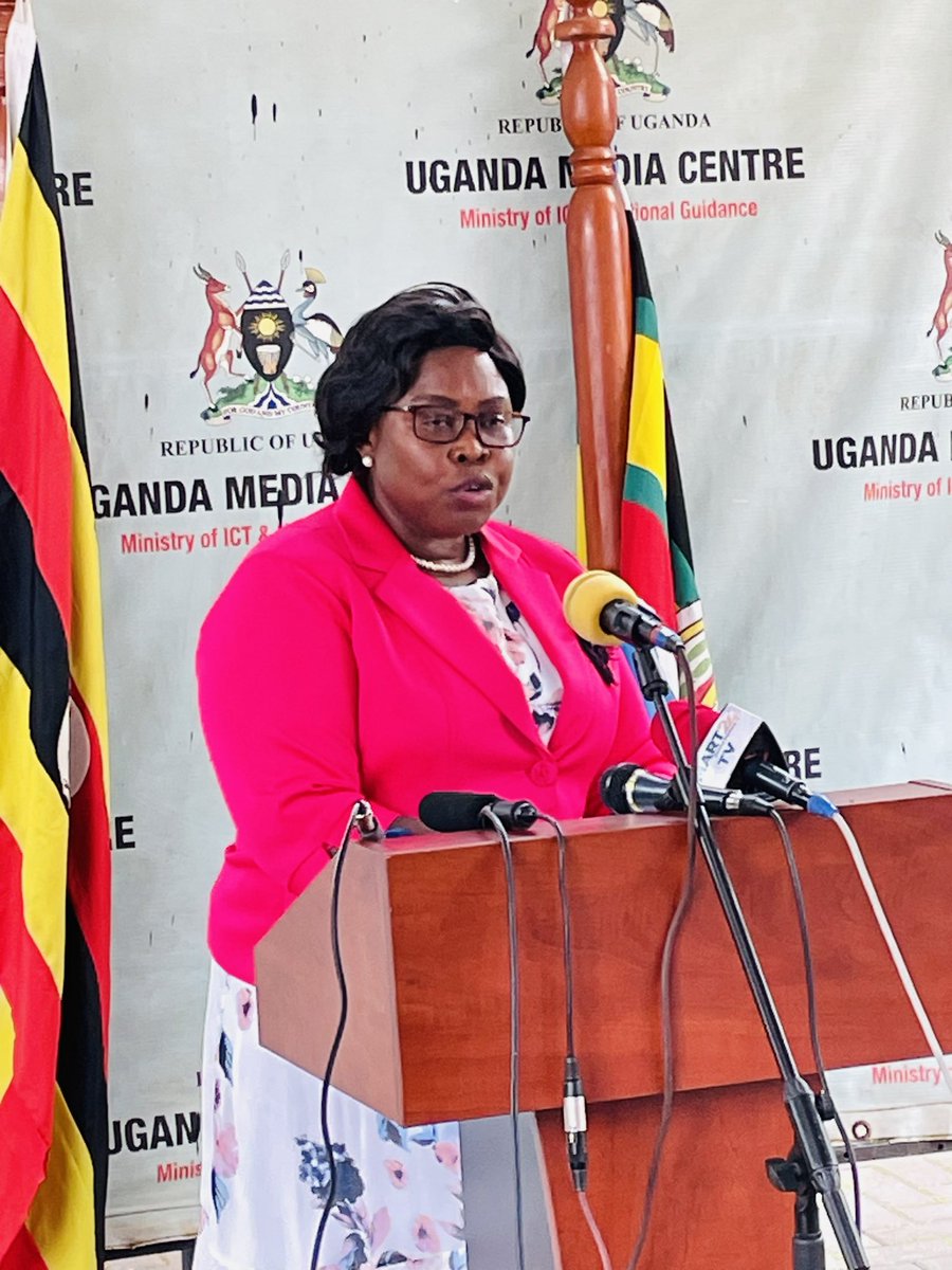 On behalf of Hon. @JanetMuseveni, the Minister of State for Education and Sports Hon. @MorikuJoyce says that @GovUganda will continue to advocate for quality education for all children because education is a constitutional right and a shared responsibility.
#UGPlayDay #OpenGovUg