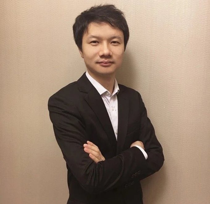 xiaovenposts's tweet photo. Hoyoverse CEO Da Wei confirms that xiaoven is canon

"they are married and stuff'' https://t.co/uErlKJiWvp