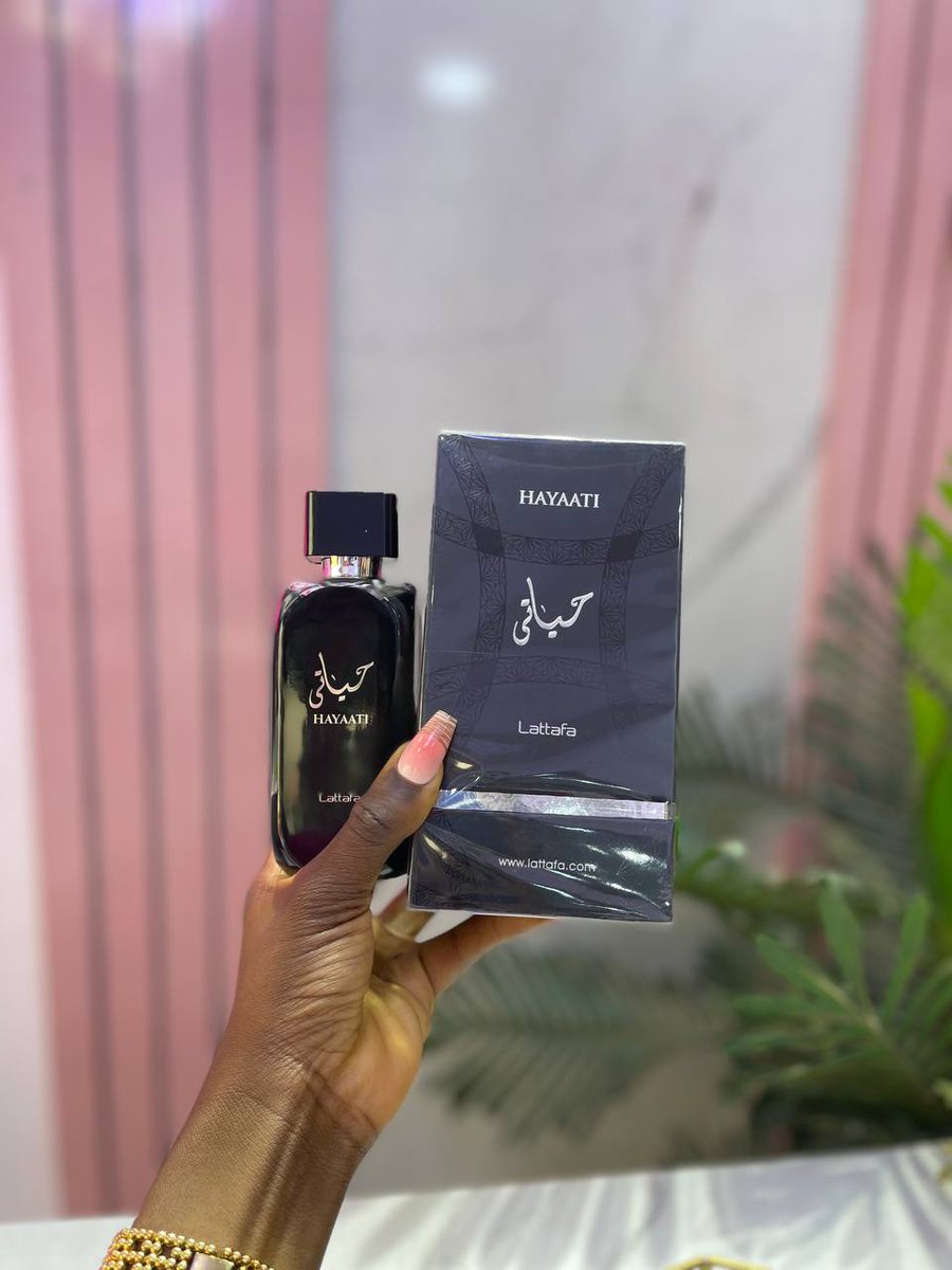 ANON payed for three perfumes 🤭🤭🤭 Repost this post @scent_memories will pick three people randomly F1: 23,000naira F2: 17,500naira F3: 20,000naira F4: 20,000naira Location IBADAN Delivery is on you💯💯 Pray for ANON 😫😫😫