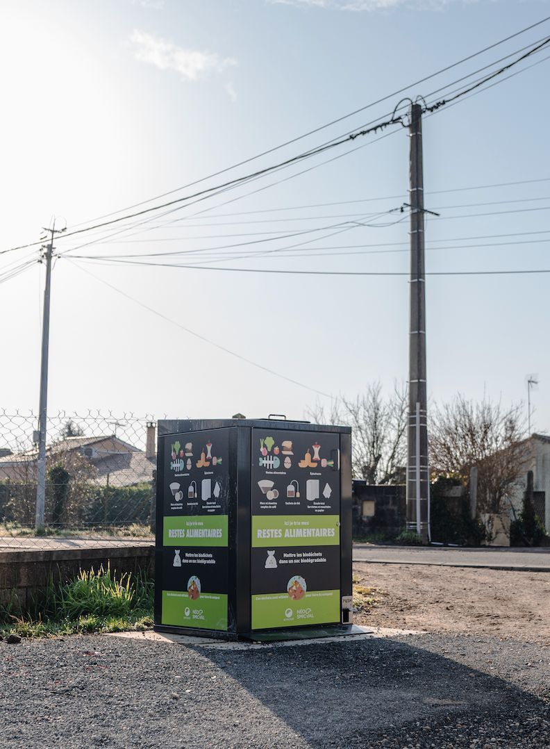 🌱 Depuis Octobre 2023, le nouveau système de collecte des déchets est déployé sur 20 communes du territoire, incluant des points d'apports collectifs pour les restes alimentaires, accessibles 24h/24 et 7j/7. 🍎🪱
#zerowaste #compost #restesalimentaires