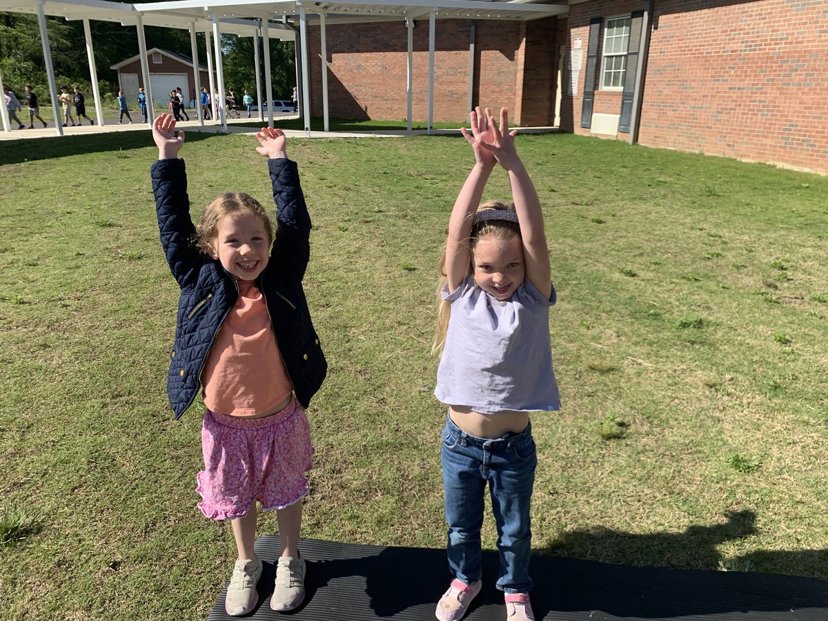 CCPSBears's tweet photo. Earth day was so much fun! @cullmanprimary https://t.co/l2O1vaybkm