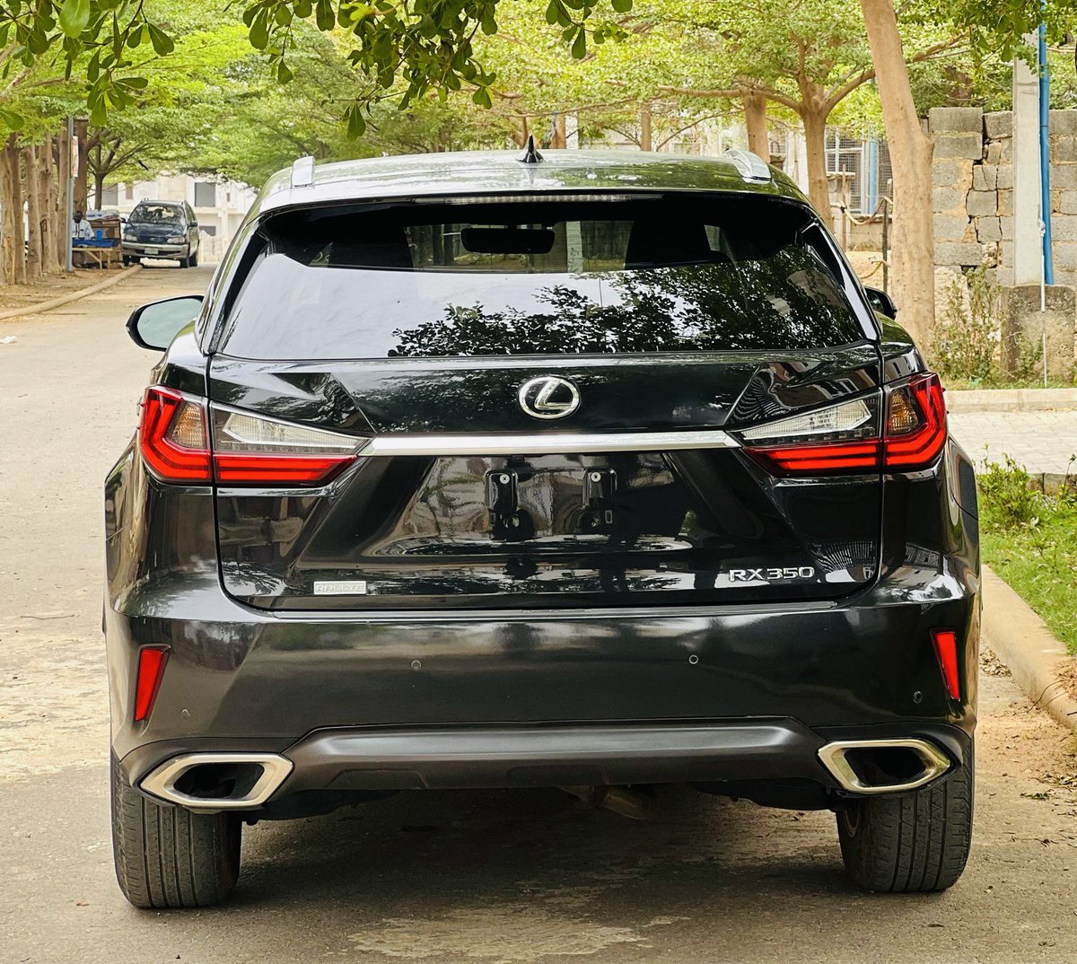 PLS Retweet Foreign used Lexus RX 350 2017 model available! 🏷️: N46m 📍: Abuja Contact for details Send a DM or Call/WhatsApp{08108235126 }for inquiries & inspection Nationwide 🚚 #Abuja #FreeNnamdiKanu #Secretservice #Anambra #justiceformaryam #Hadisirika #tiwa #Calabar