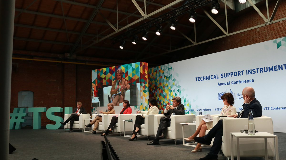 🇪🇺 We are back! @EU_MarioNava moderates the panel with @ElisaFerreiraEC, @NKerameus, @CarrollJennifer, @Emil_Boc, @joseluisescriva & Pavlina Žáková, as they share their visions for EU reform support in the future.🔮 #TSIConference 📌Watch it live 👉europa.eu/!QVTVM3