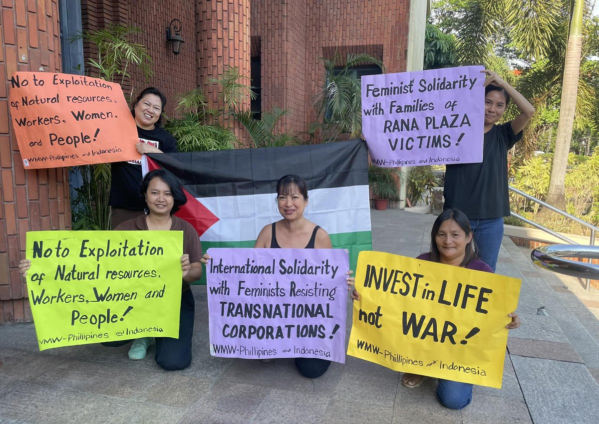 IENG-ESP-FRI #24thApril2024 📍 Philippines- Indonesia 📣International Feminist Solidarity Day Against Transnational Corporations On the occasion of the Rana Plaza crime, WMW Philippines- Indonesia showed solidarity with the sisters resisting transnational corporations.