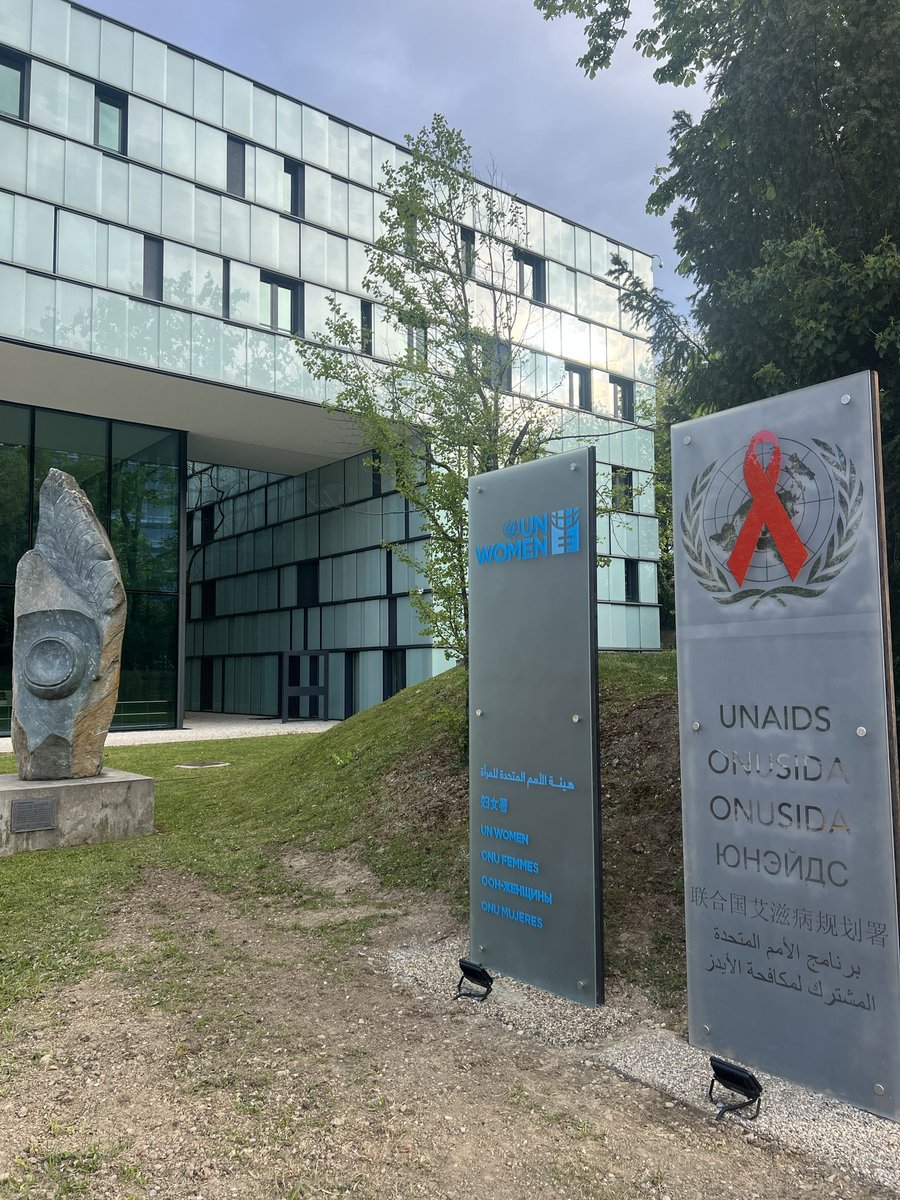 Thrilled to welcome our incredible INGO partners of the <a href="/wphfund/">Women's Peace & Humanitarian Fund</a> #RapidResponse 🪟 to #Geneva this week to deepen our collaboration &amp; strengthen our 🤝 in support of women's participation in peace processes worldwide.  #WomenBuildPeace | #InvestInWomen