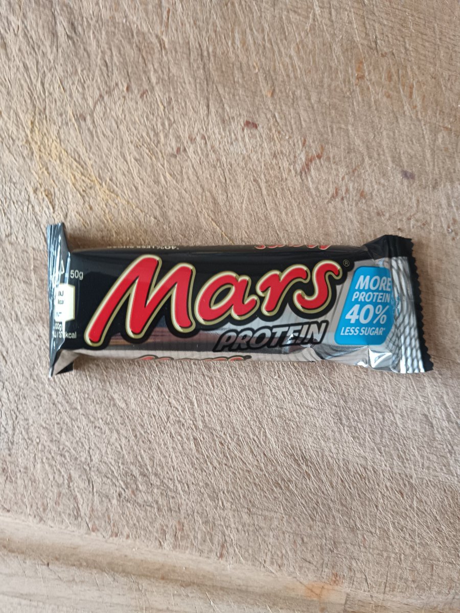 Fat Fuck Food Reviews Part 20

Mars protein bar - 10g protein - 189cal

- basically just a big mars bar omg 
- so good! Id prefer if it had more protein in it but it's so tasty
- beats grenade bars 100%
- had a tiny chemical-y aftertaste that you get from protein bars 

9.5/10