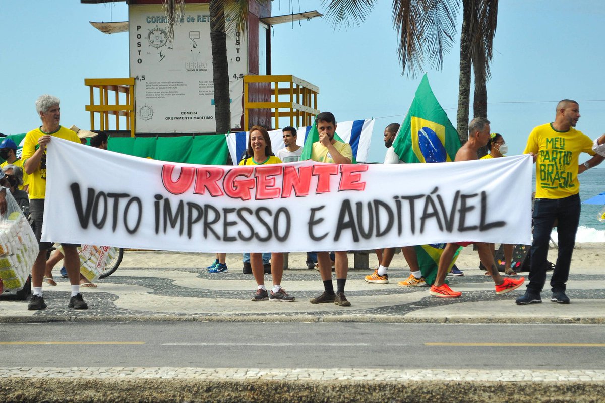 O voto impresso auditável é a garantia da nossa liberdade e da nossa democracia.
Não podemos deixar que esta pauta caia no esquecimento. 
O voto impresso auditável é um desejo da maioria do povo brasileiro e o Congresso precisa ressuscitar este assunto.