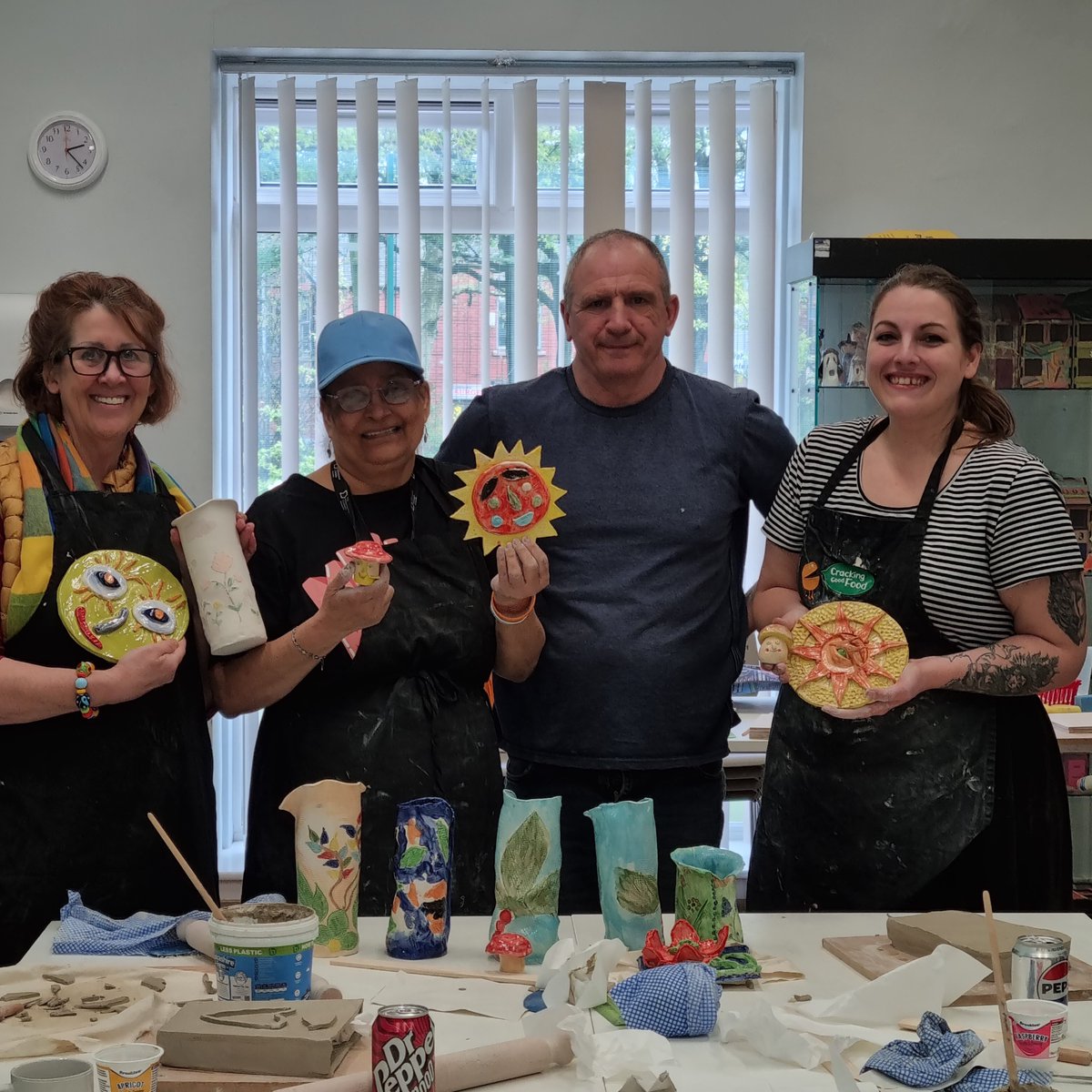 The ceramics class at No.93 are making some colourful vases & plates. @GMMH_NHS