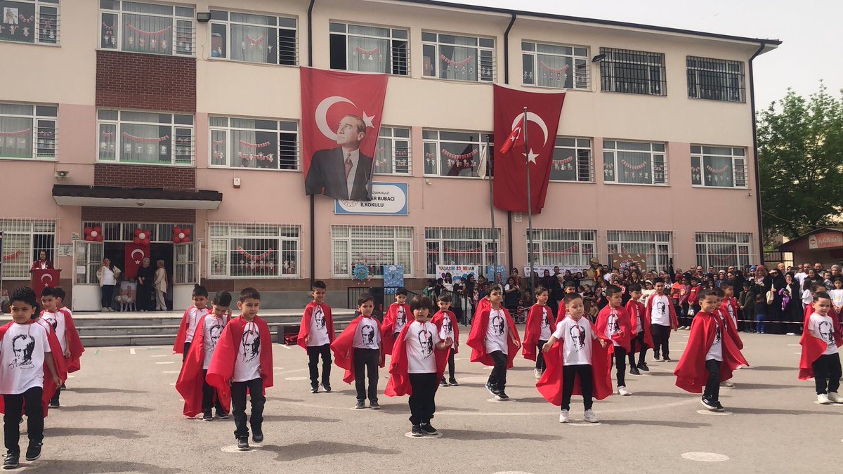 GunerRubac's tweet photo. Okulumuz 23 Nisan töreninden kareler.
@Osmangazi_MEM
@TC_Osmangazi
@bursailmem16 https://t.co/7lIMybbM74