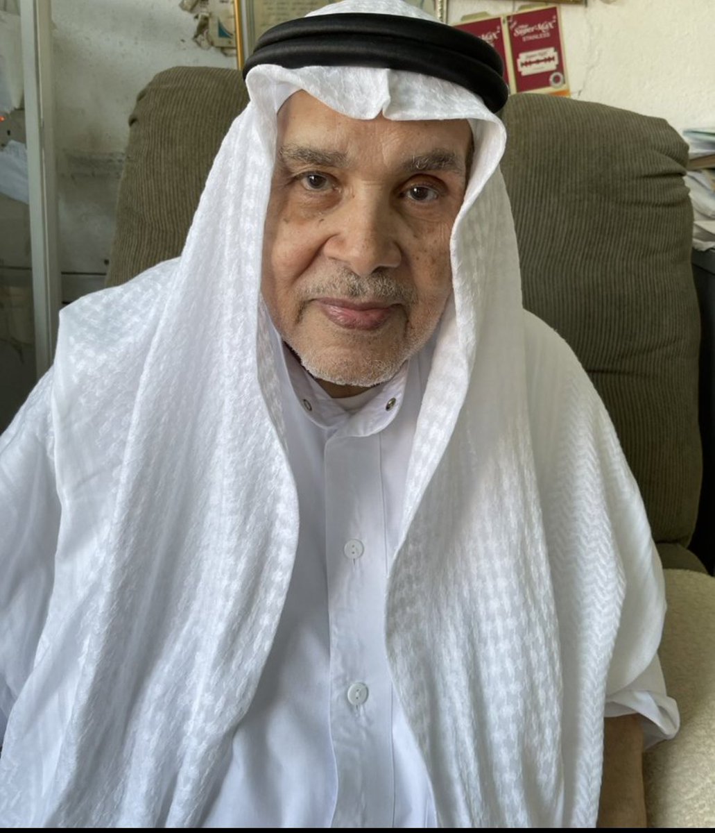 wajhsound's tweet photo. الحمدلله على قضاء الله و قدره : 
توفي اليوم الأربعاء 15 شوال ١٤٤٥ عميد آل غبان (أحمد إبراهيم الغبان) رحمه الله
و سيصلى عليه هذا اليوم صلاة الظهر في الحرم النبوي الشريف ،وسيكون العزاء في بقيع الغرقد ،ويومي الخميس والجمعة سوف يكون العزاء للرجال في منزله رحمه الله في محافظة الوجه بعد صلاة العصر و حتى آذان العشاء
نسأل الله أن يتغمده بواسع رحمته و يجعل قبره روضة من رياض الجنه و يسكنه الفردوس الأعلى #تعازينا #الوجه